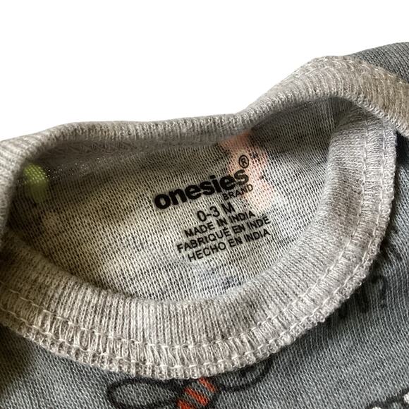 Onsies Bodysuit - Picture 2 of 4